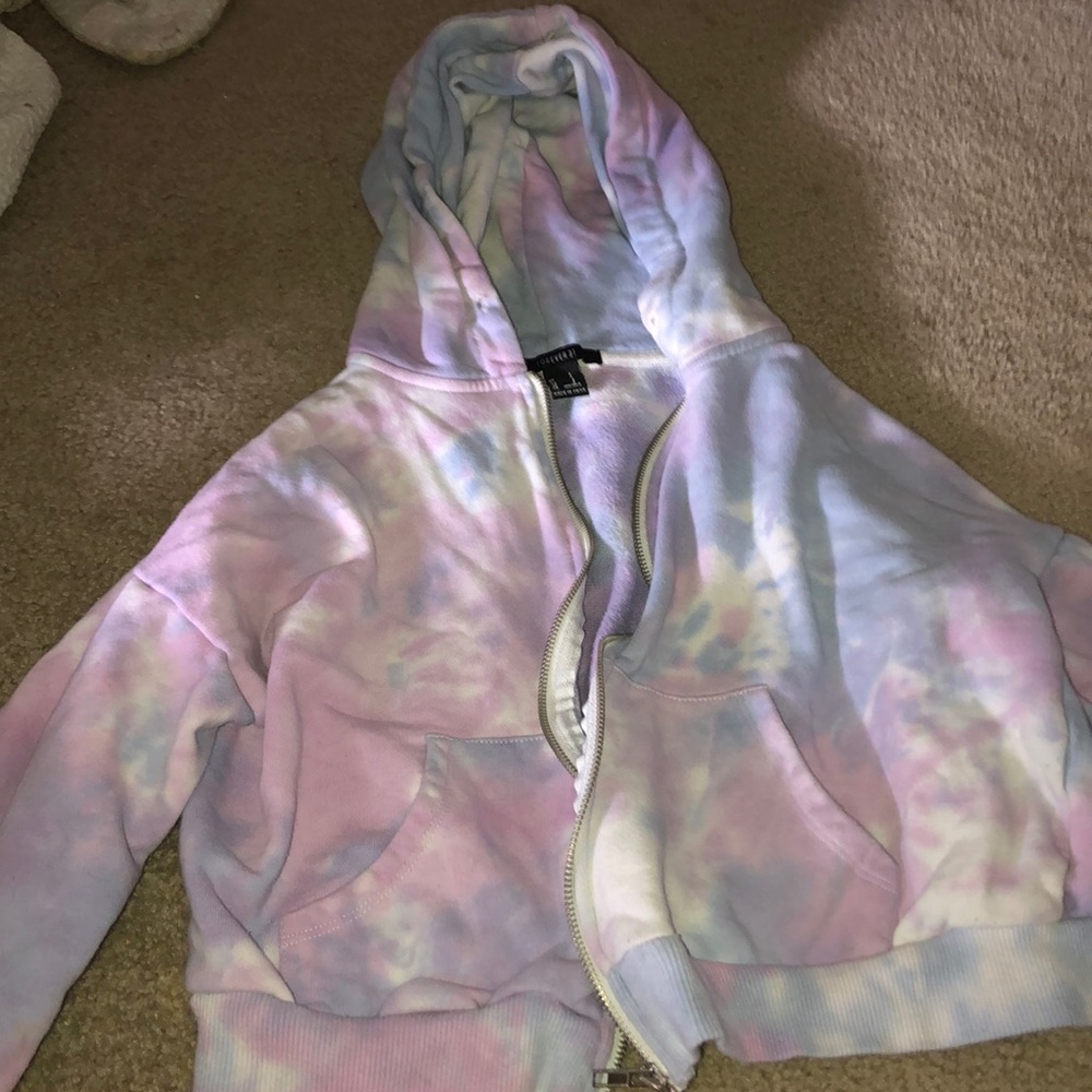 A jacket/sweater
